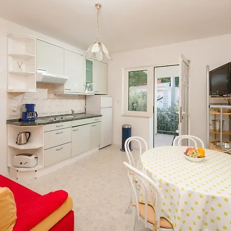 Irena - Longevity Retreat Apartment Trogir