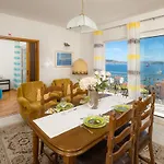 Irena - Longevity Retreat Trogir