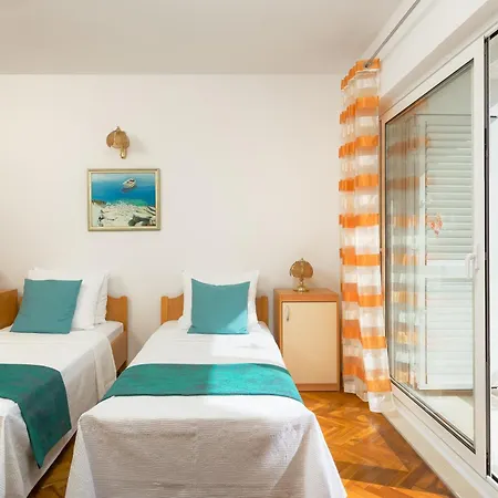 아파트 Irena - Longevity Retreat *