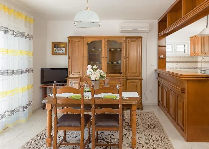 Apartment Irena - Longevity Retreat Trogir