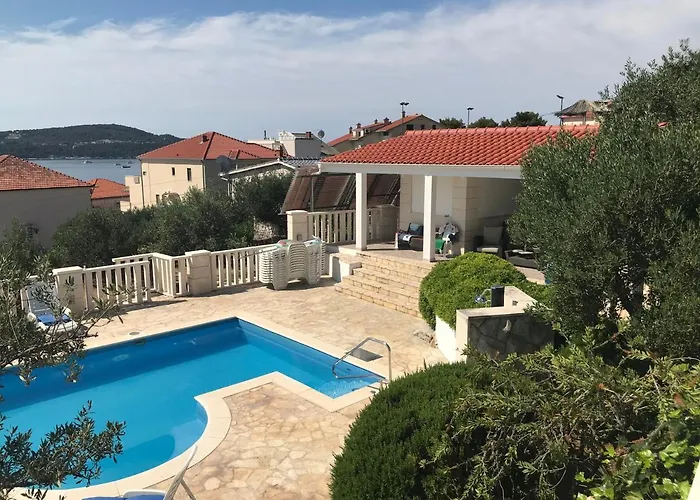 Irena - Longevity Retreat Apartment Trogir