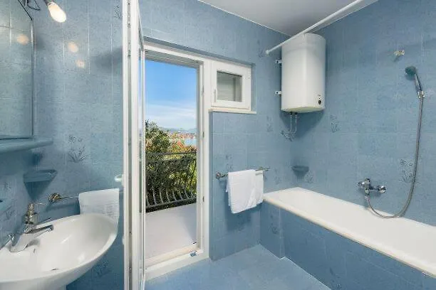 Irena - Longevity Retreat Apartment Trogir