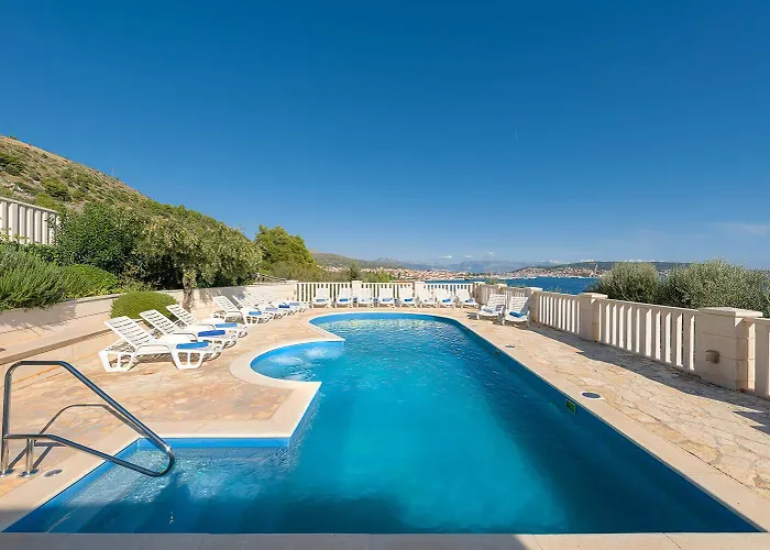 Irena - Longevity Retreat Apartment Trogir