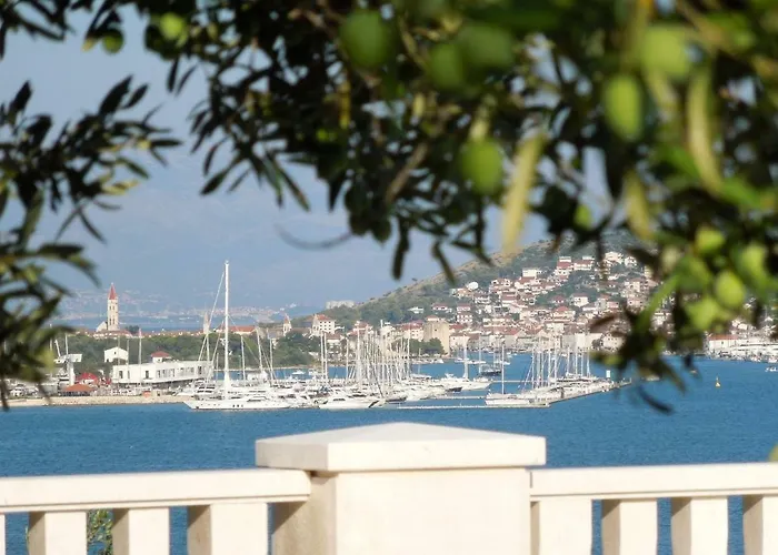 Irena - Longevity Retreat Apartment *