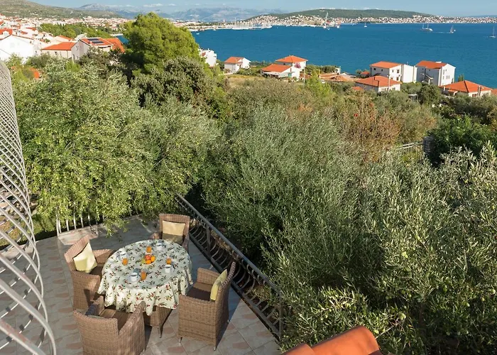 Apartment Irena - Longevity Retreat
