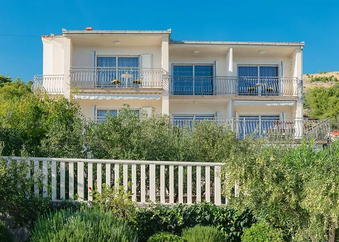 Apartment Irena - Longevity Retreat