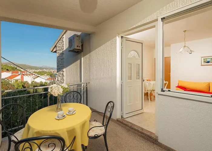 Irena - Longevity Retreat Apartment