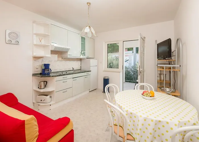 Irena - Longevity Retreat Apartment Trogir