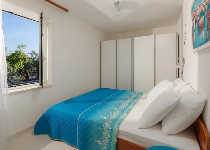 Apartment Irena - Longevity Retreat Trogir