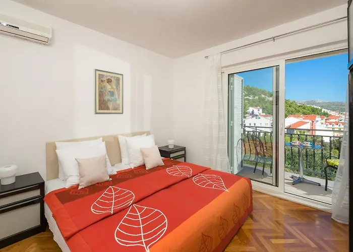 Irena - Longevity Retreat Apartment *