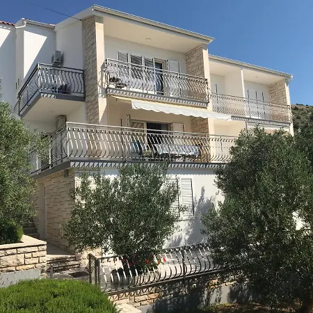 Apartament Irena - Longevity Retreat Trogir