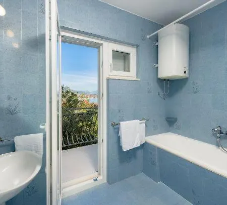 Irena - Longevity Retreat Apartament Trogir