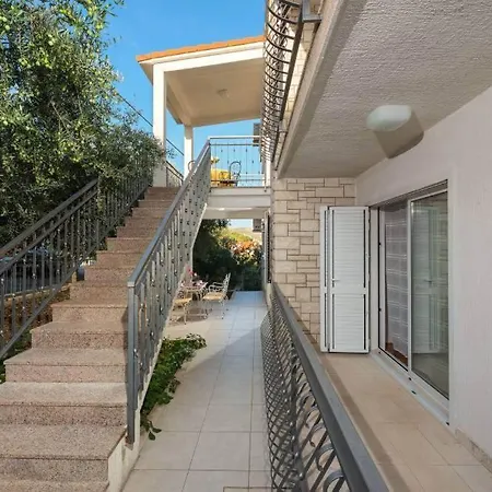 Irena - Longevity Retreat Apartament