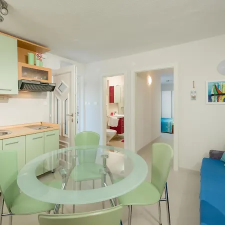 Apartament Irena - Longevity Retreat Trogir